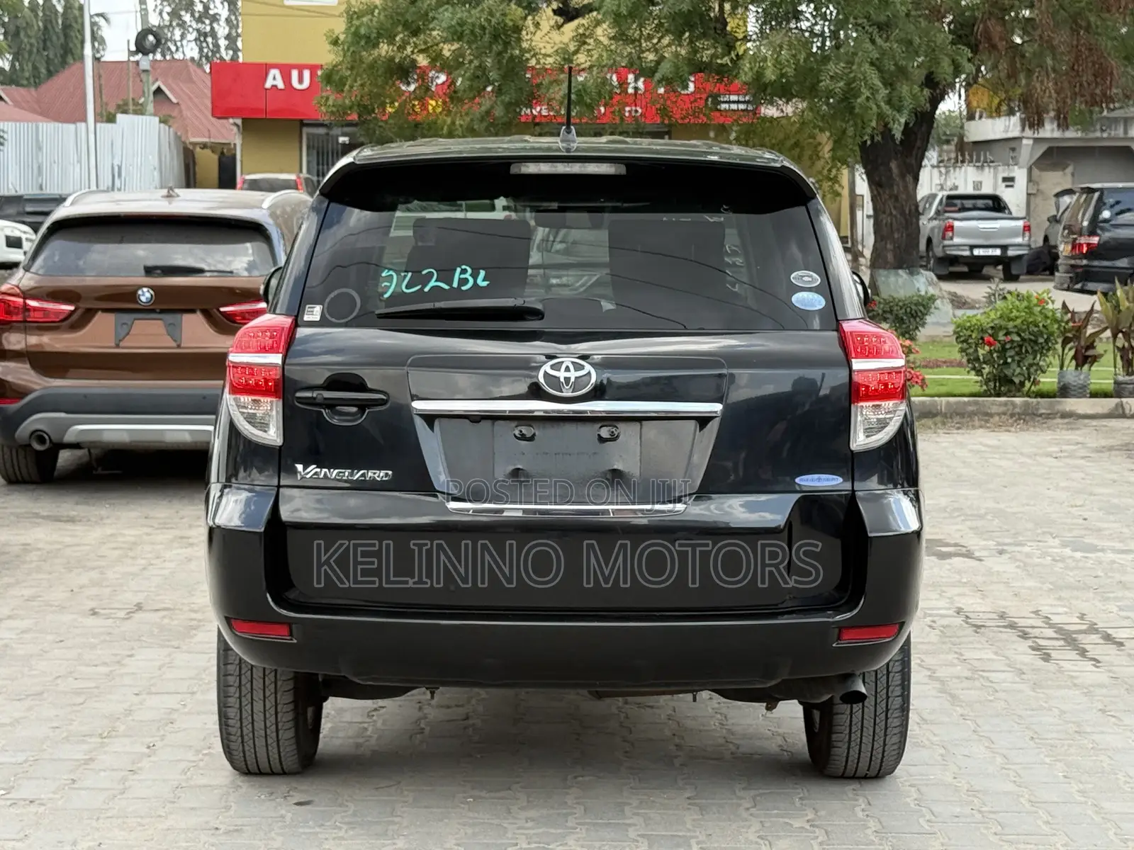 Toyota Vanguard 2010 Black