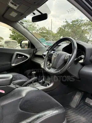 Toyota Vanguard 2010 Black