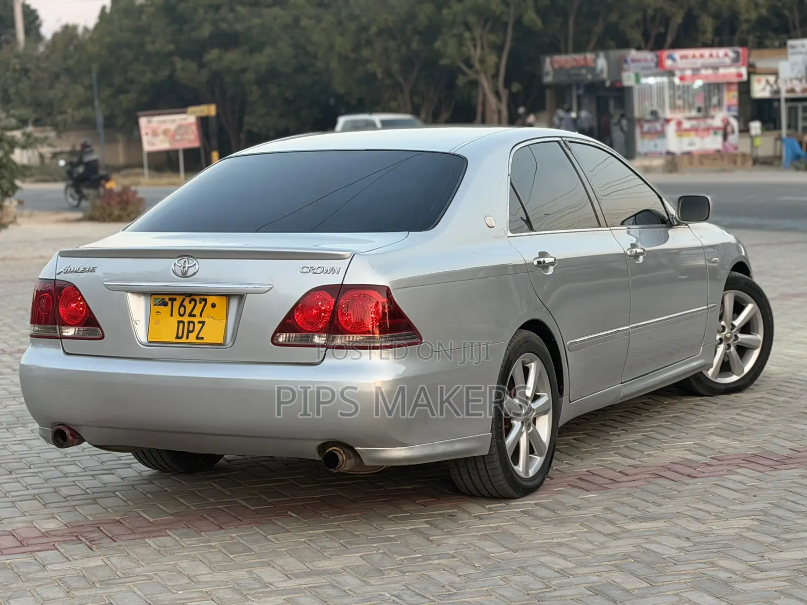 Toyota Crown 2004 Silver