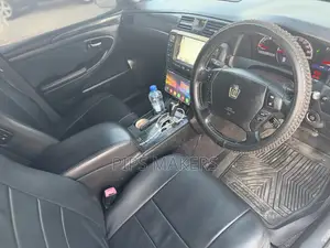 Toyota Crown 2004 Silver