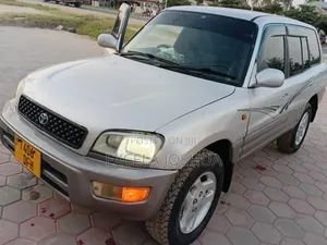 Toyota RAV4 1999