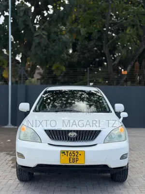 Toyota Harrier 2005 Off white