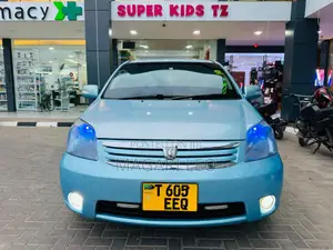 Toyota Raum 1.5 AWD 2005 Blue