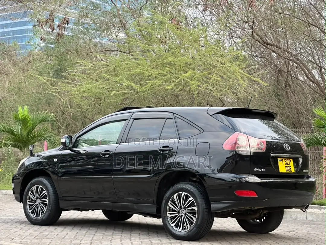Toyota Harrier 2.4 2006 Black