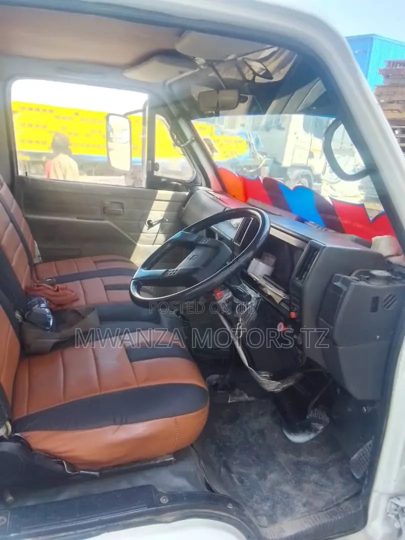 Toyota Dayana Kali