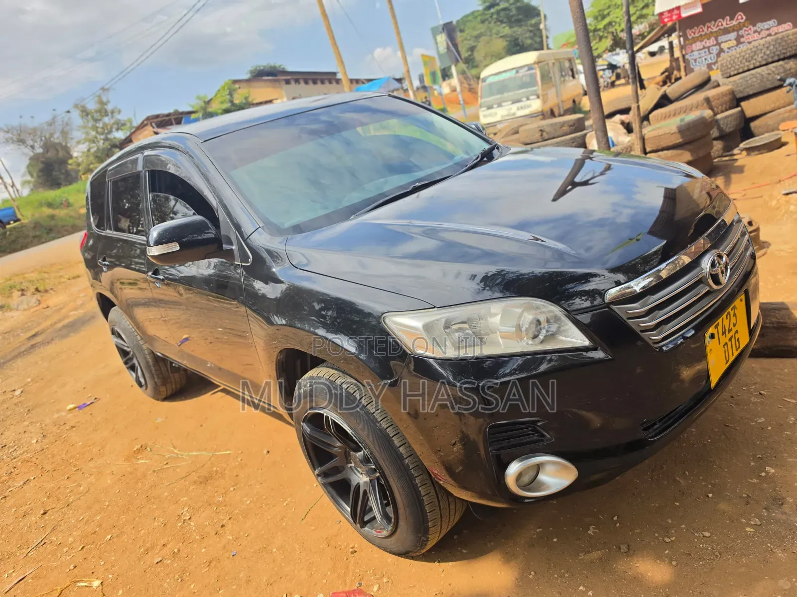 Toyota Vanguard 2010 Black
