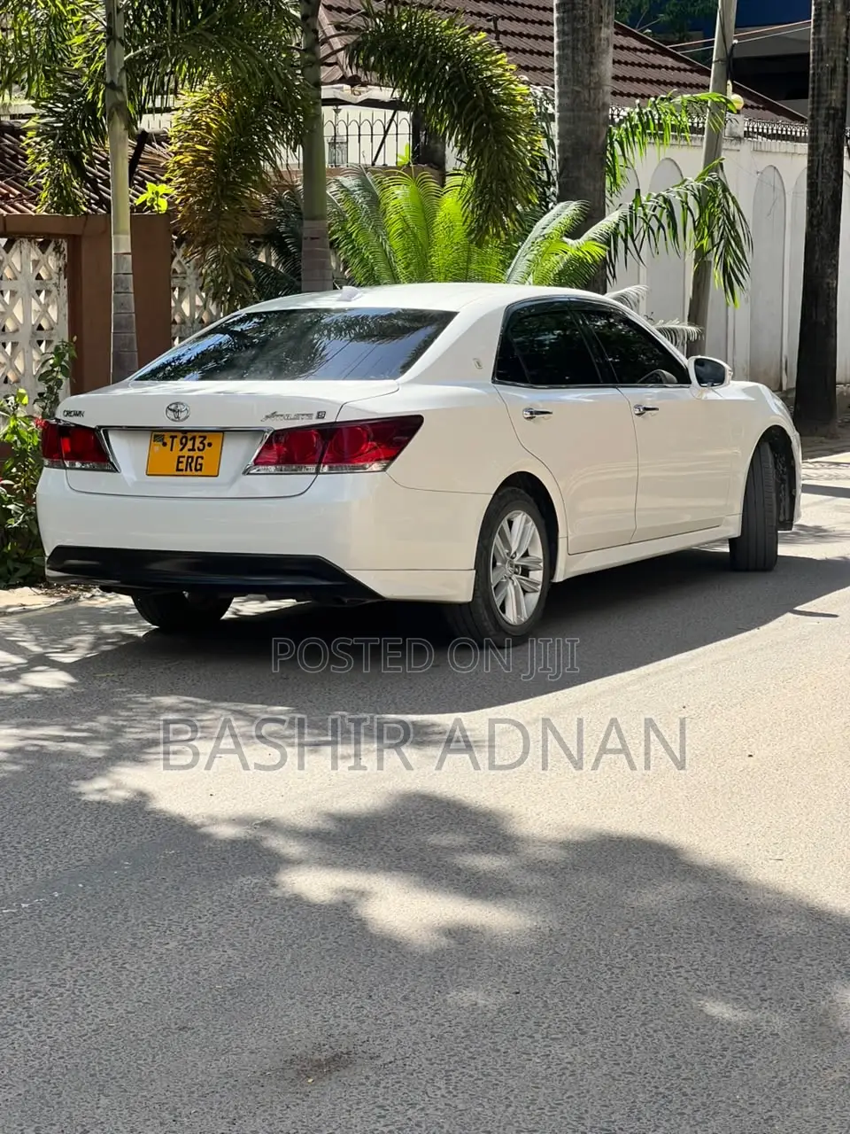 Toyota Crown 2013 White