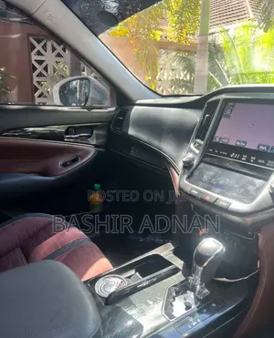 Toyota Crown 2013 White