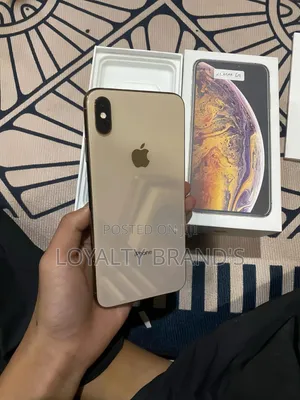 Apple iPhone XS Max 64 GB Gold