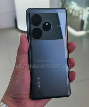 Realme GT 6 512 GB Gold