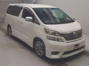 Toyota Vellfire 2011 White