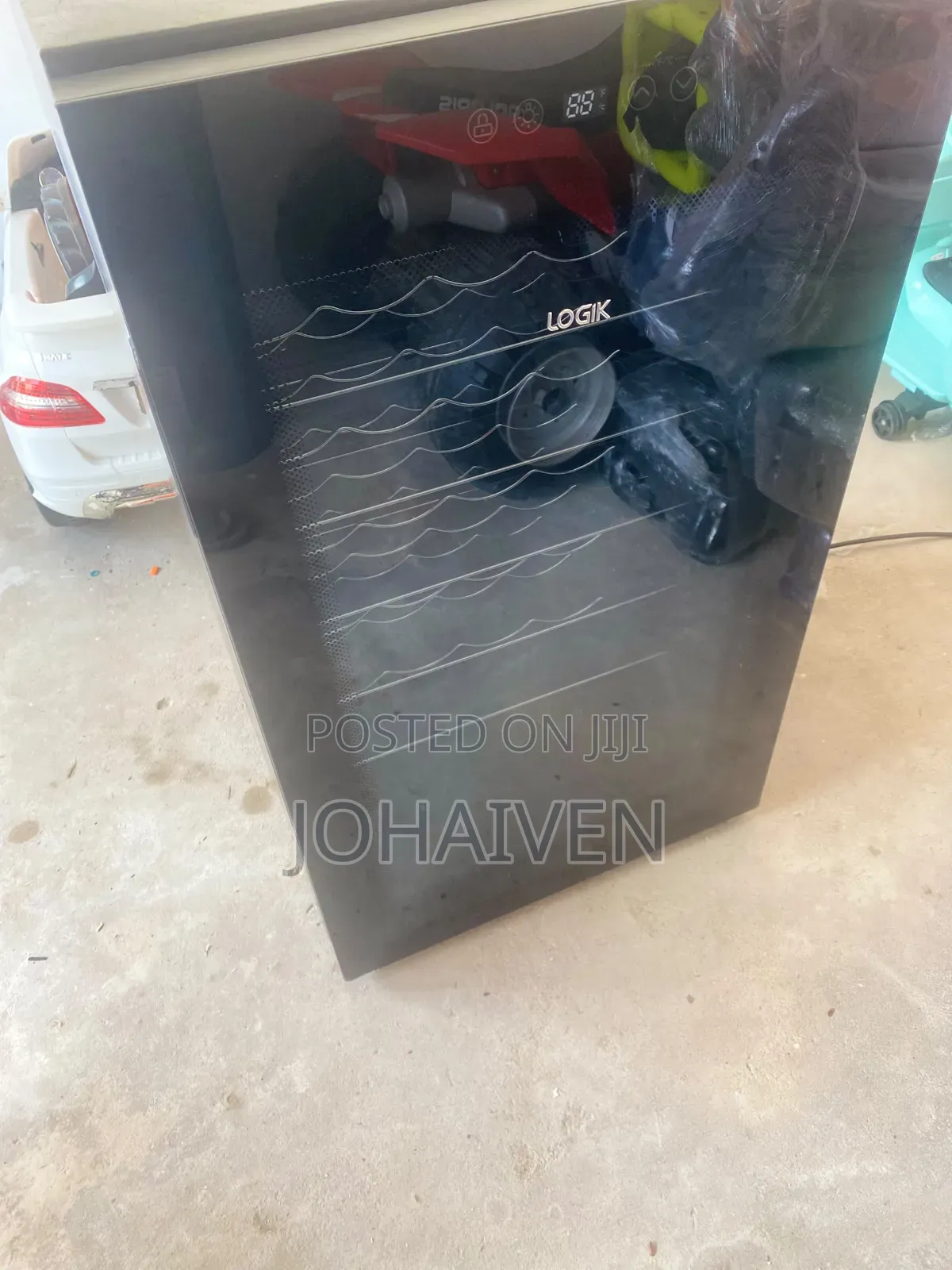 Wine Chiller Fridge