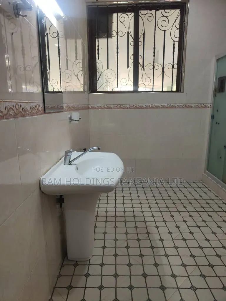 Furnished 1bdrm Apartment in Karama Lodge, Central Business Area