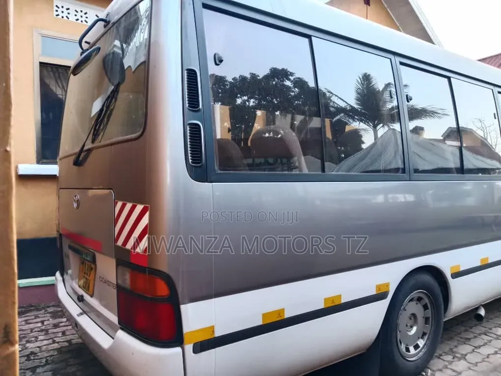 Toyota Coaster 2006 Grey