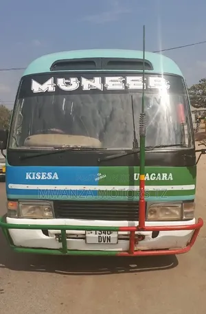 Toyota Coaster 2001 Green