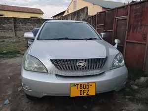 Toyota Harrier 2005 Silver