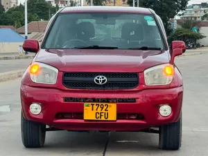 Toyota RAV4 2004 Red