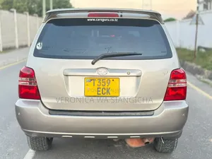 Toyota Kluger 2005 Silver