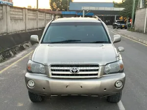 Toyota Kluger 2005 Silver