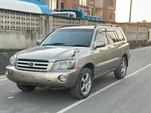 Toyota Kluger 2005 Silver