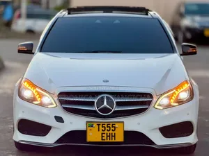 Mercedes-Benz E-Class 2022 White