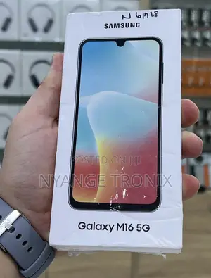 New Samsung Galaxy M16 128 GB Gold