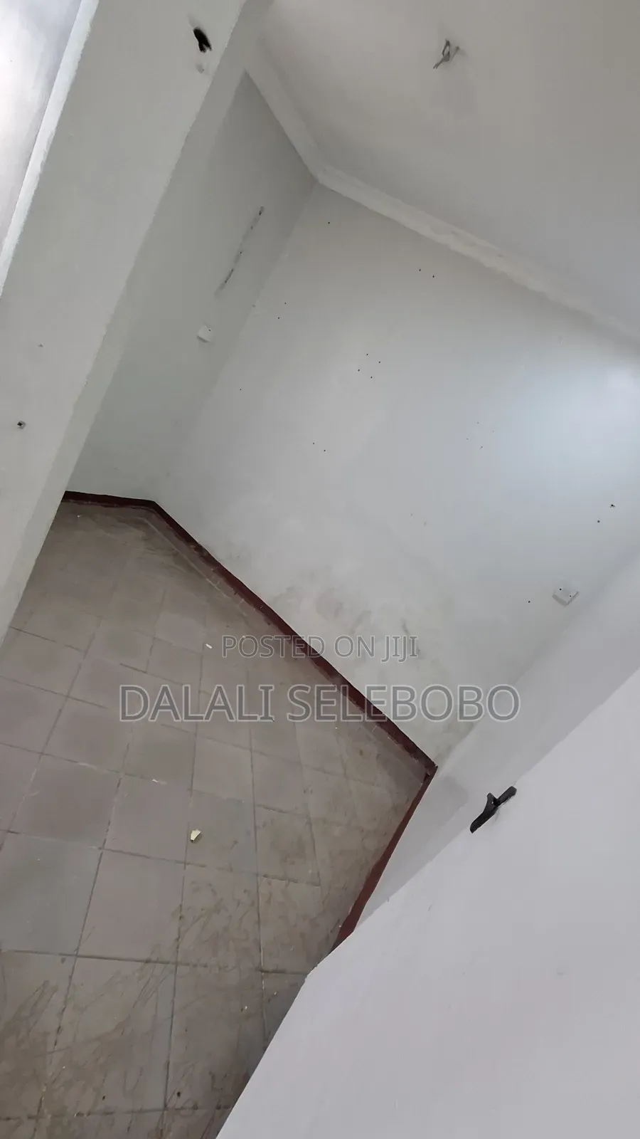 Privatte Office 2studio Full AC at Mliman City Mall