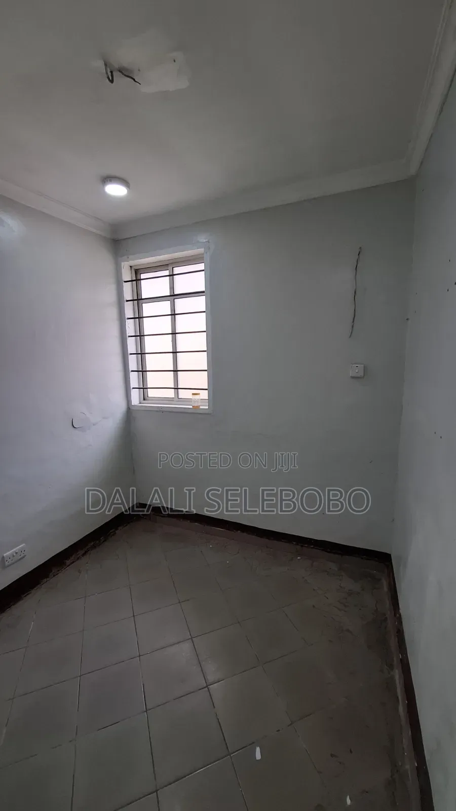 Privatte Office 2studio Full AC at Mliman City Mall