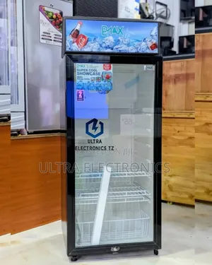PMAX ShowCase Fridge 178L