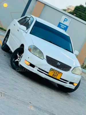 Toyota Mark II 2002 White