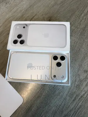 New Apple iPhone 17 Pro Max 256 GB Silver