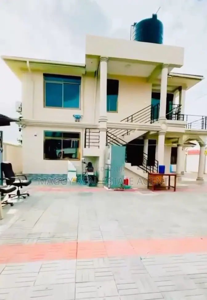 5bdrm House in Mbweni Jkt for rent