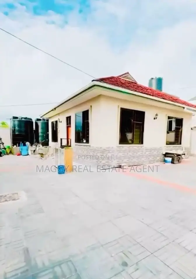 5bdrm House in Mbweni Jkt for rent