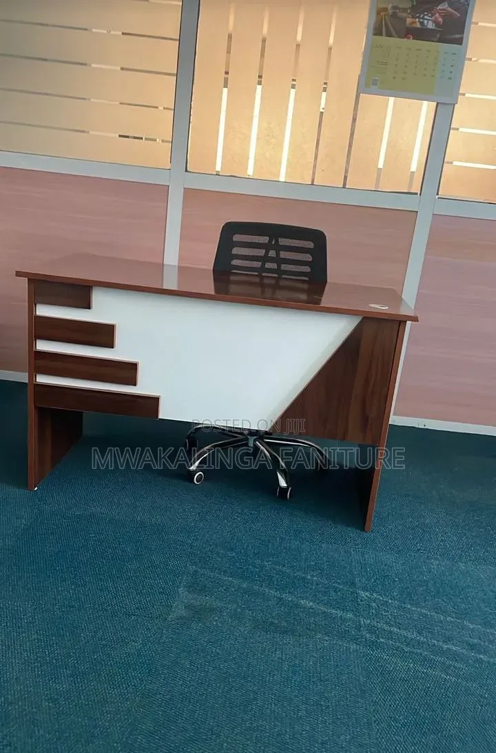 Mahogan Office Table