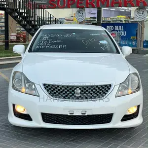 Toyota Crown 2009 White