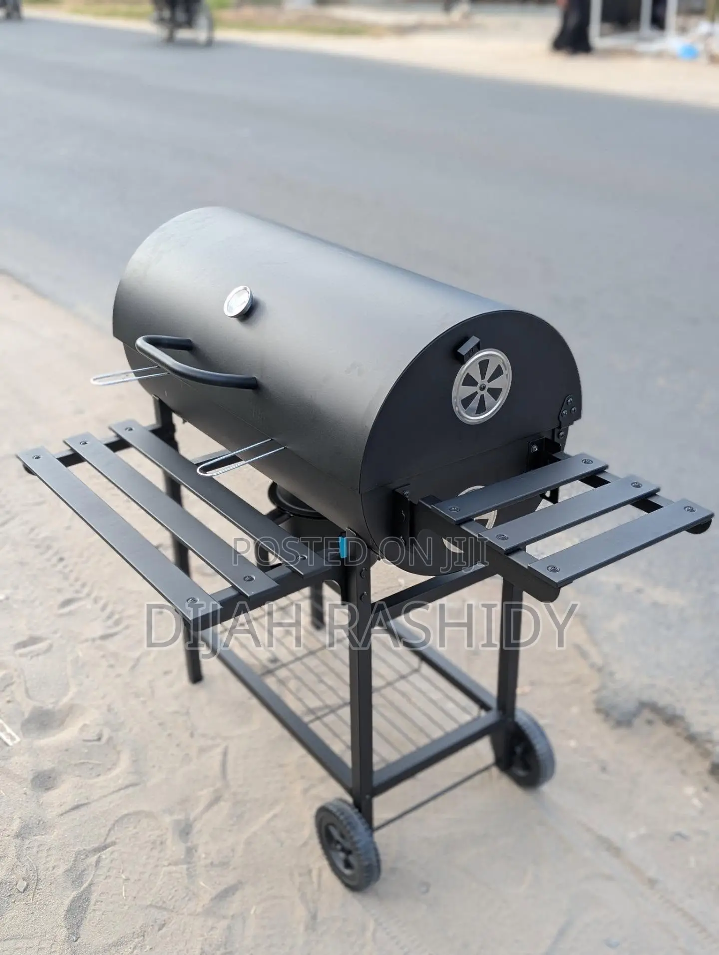 Charcoal BBQ Grill