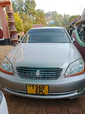 Toyota Mark II 2004 Silver