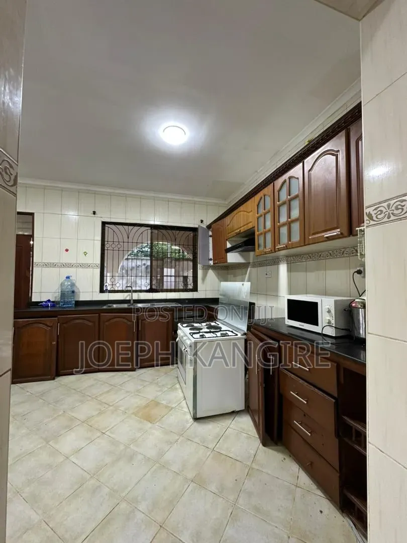 5bdrm House in Ubungo, Mbweni for sale