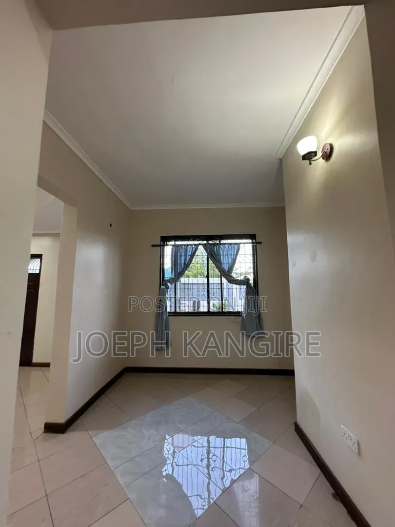 5bdrm House in Ubungo, Mbweni for sale