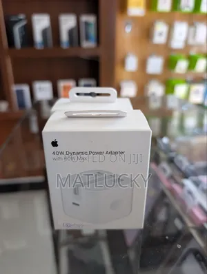 40 W Dynamic Power Adapter With 60 W Max