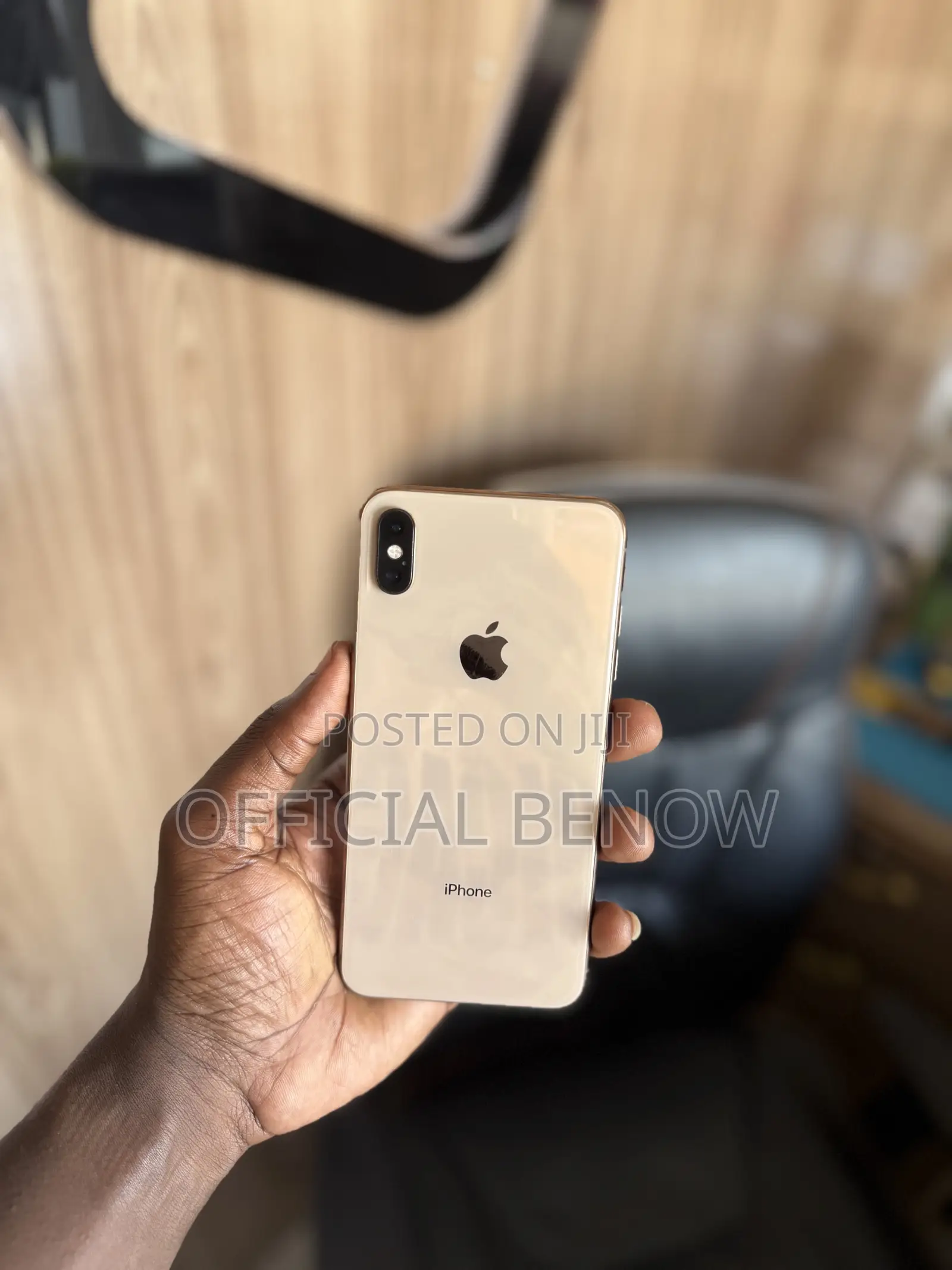 Apple iPhone XS Max 64 GB Gold