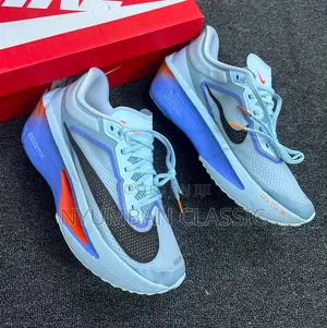 Nike Zoomx Jogging Shoes