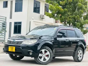 Subaru Forester 2013 Black