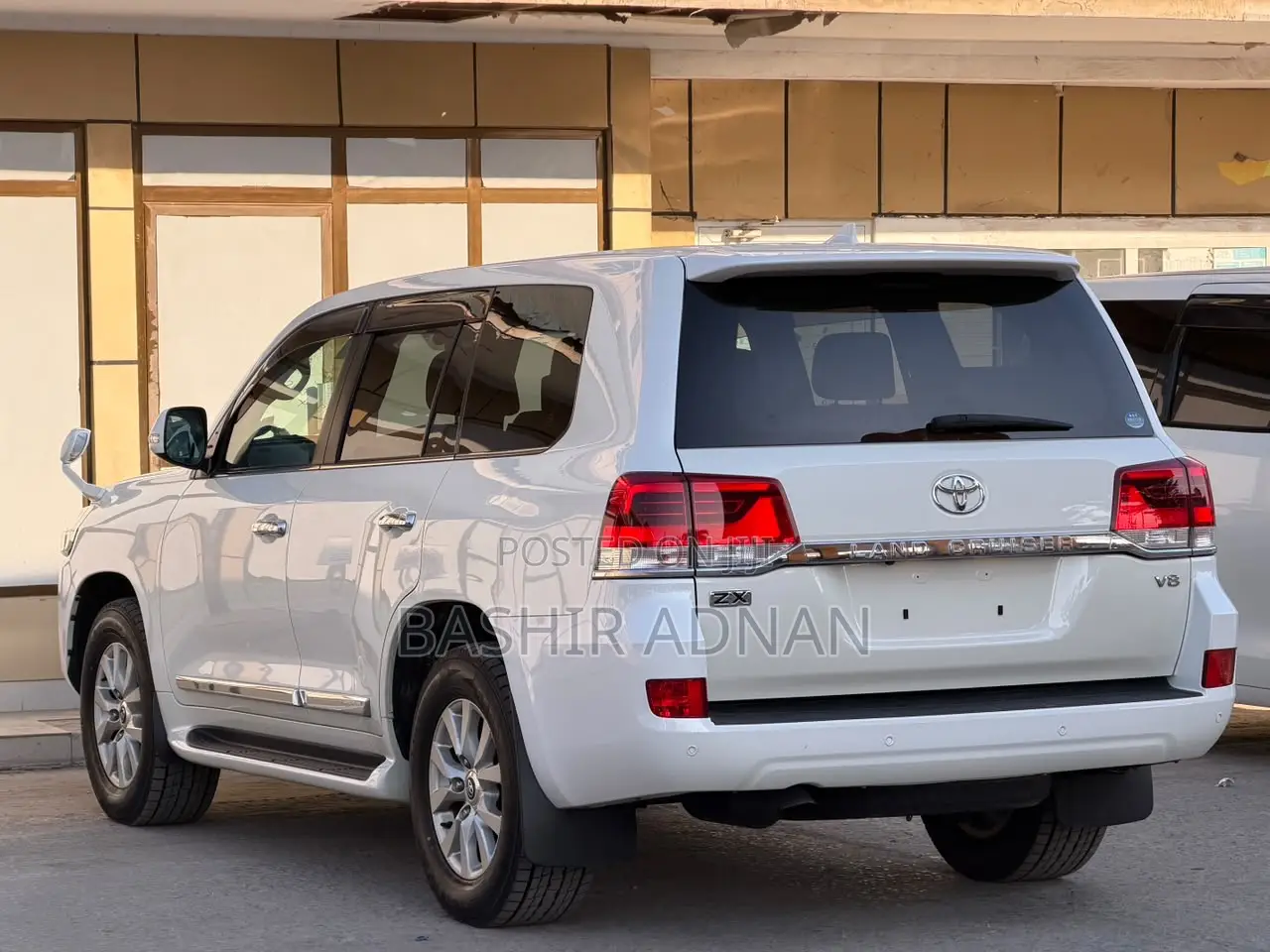 Toyota Land Cruiser 4.6 V8 ZX 2017 Pearl