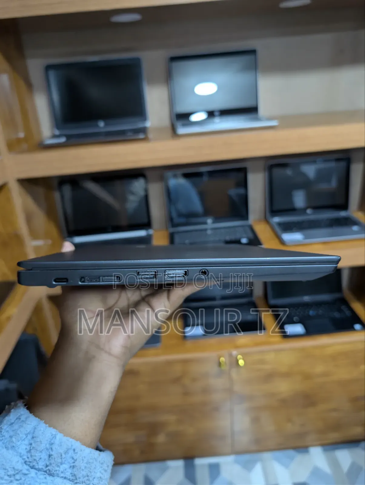 New Laptop Lenovo ThinkPad X390 8GB Intel Core i5 SSD 256GB