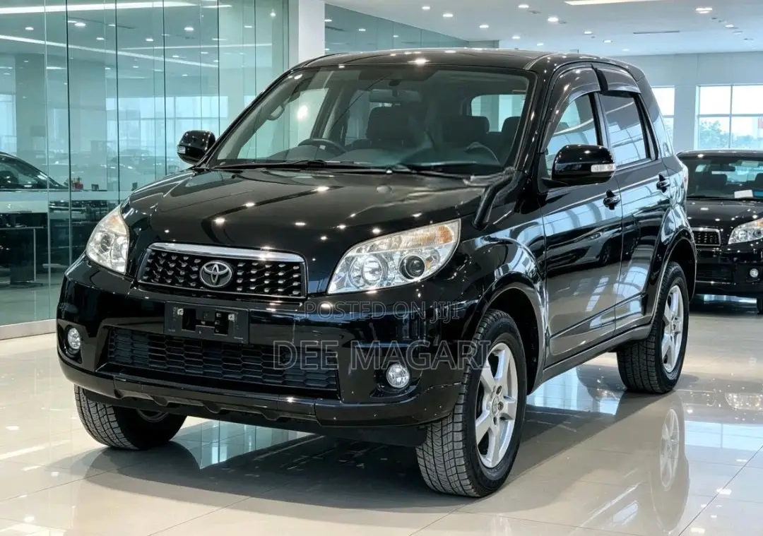 Toyota Rush 2012 Black