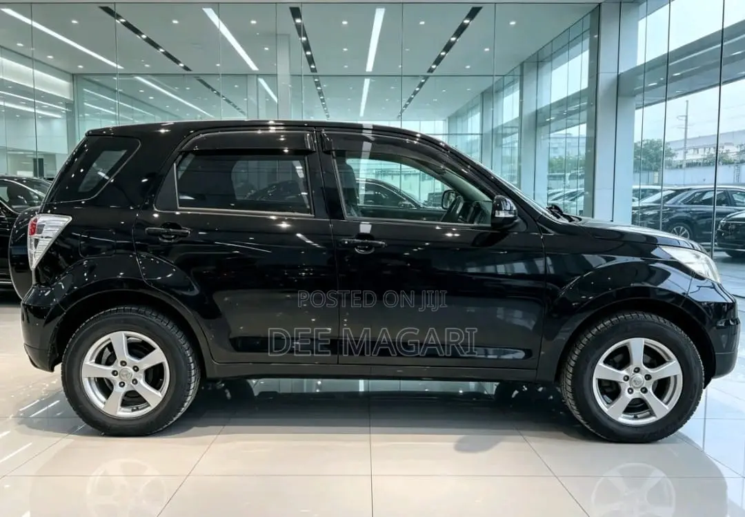 Toyota Rush 2012 Black