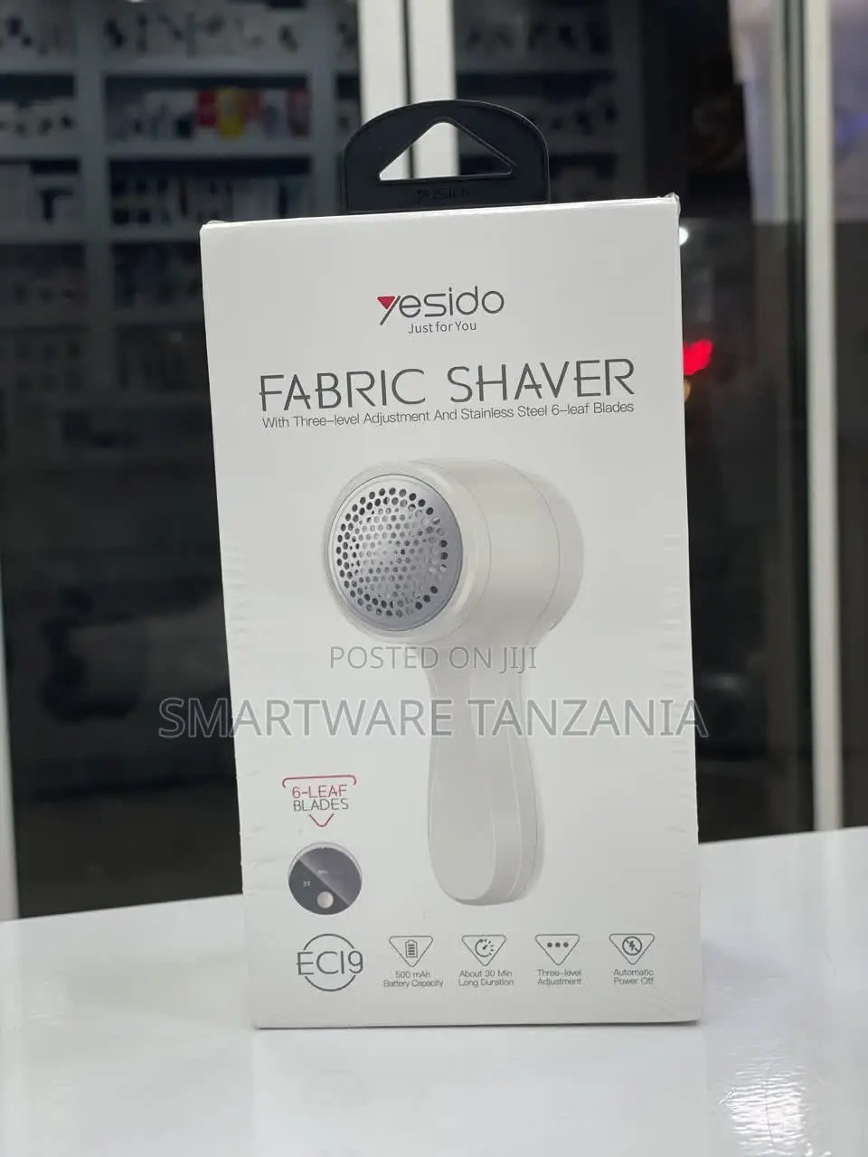Yesido Fabric Shaver With Three-Level and Stainless Steel Blades