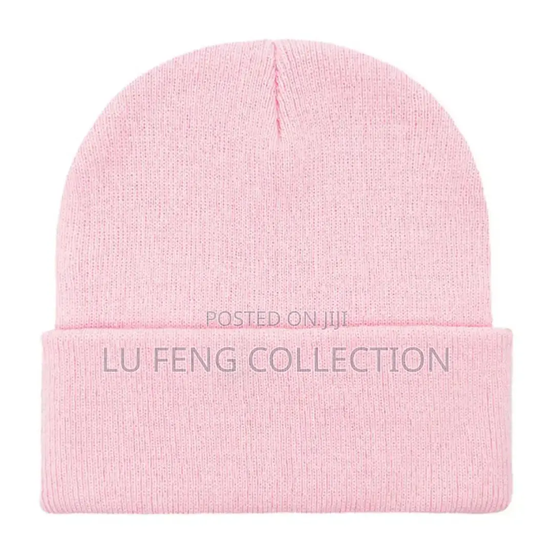 Unisex Acrylic Knit Beanie Winter Hat Custom Logo Embroidery
