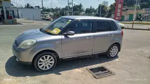 Mazda Verisa 2010 Silver